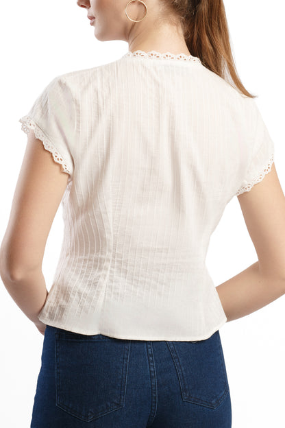 BLUSA BLANCA CON ENCAJE JAPONÉS