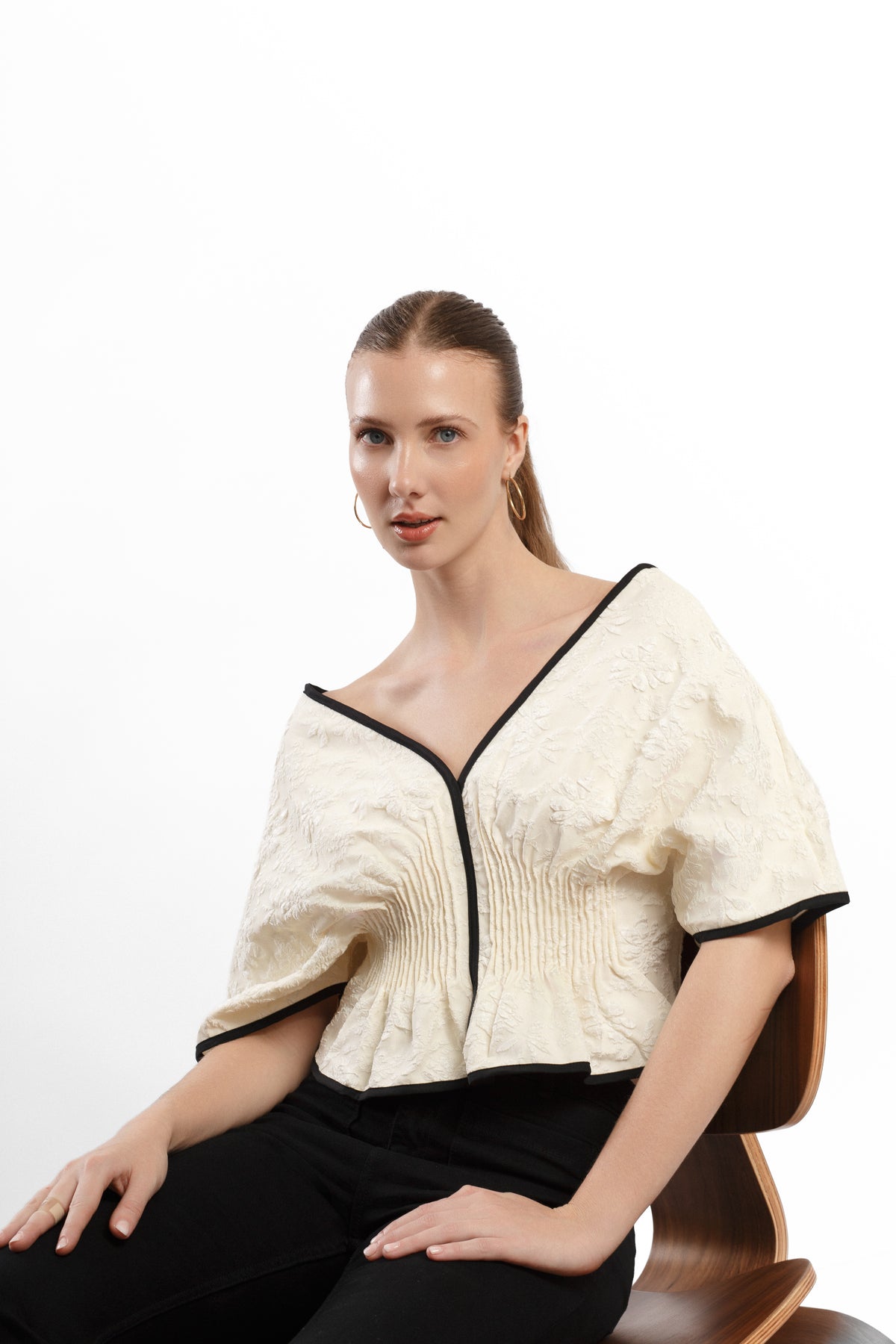BLUSA CAMILA CUELLO V