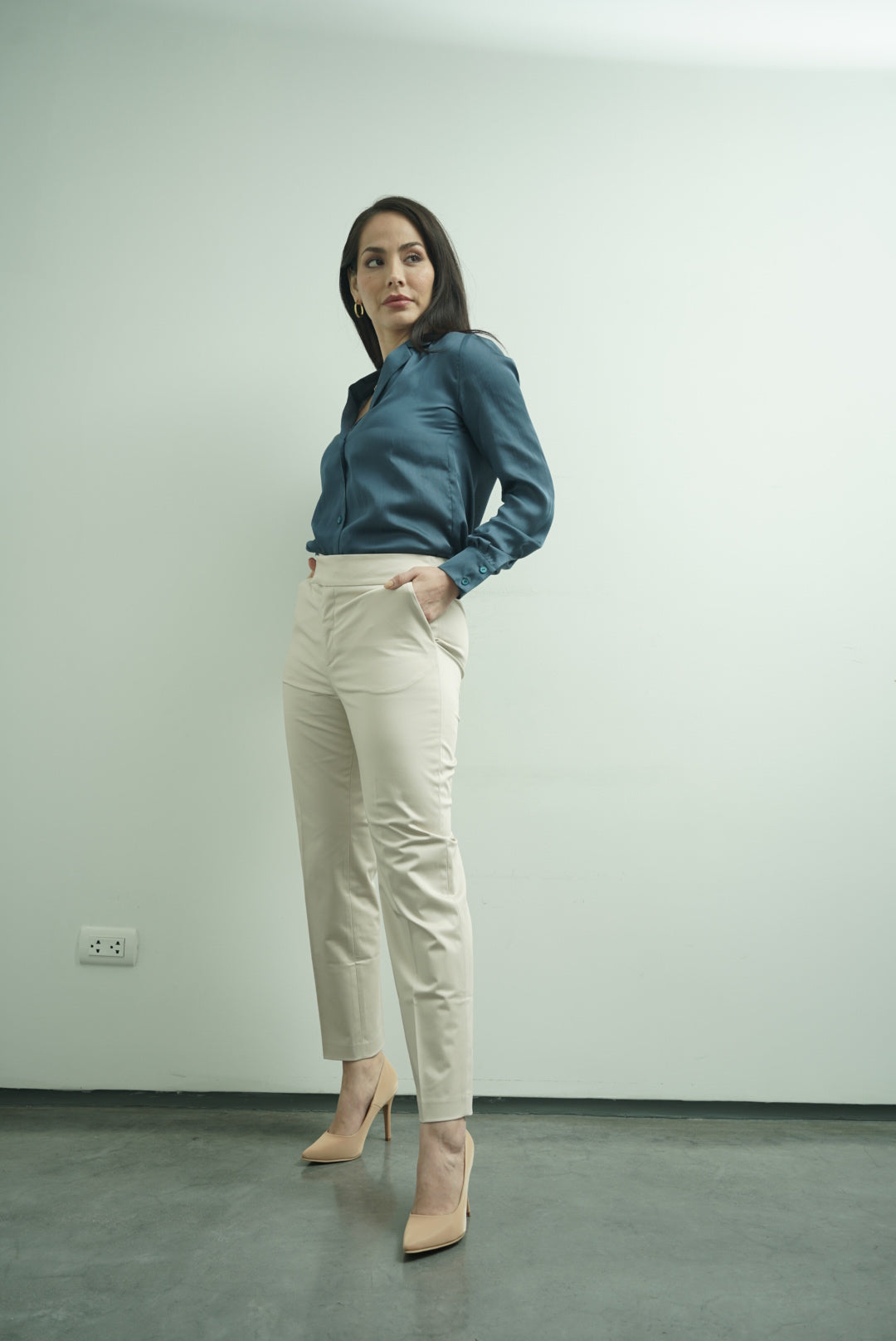 PANTALÓN PITILLO BEIGE
