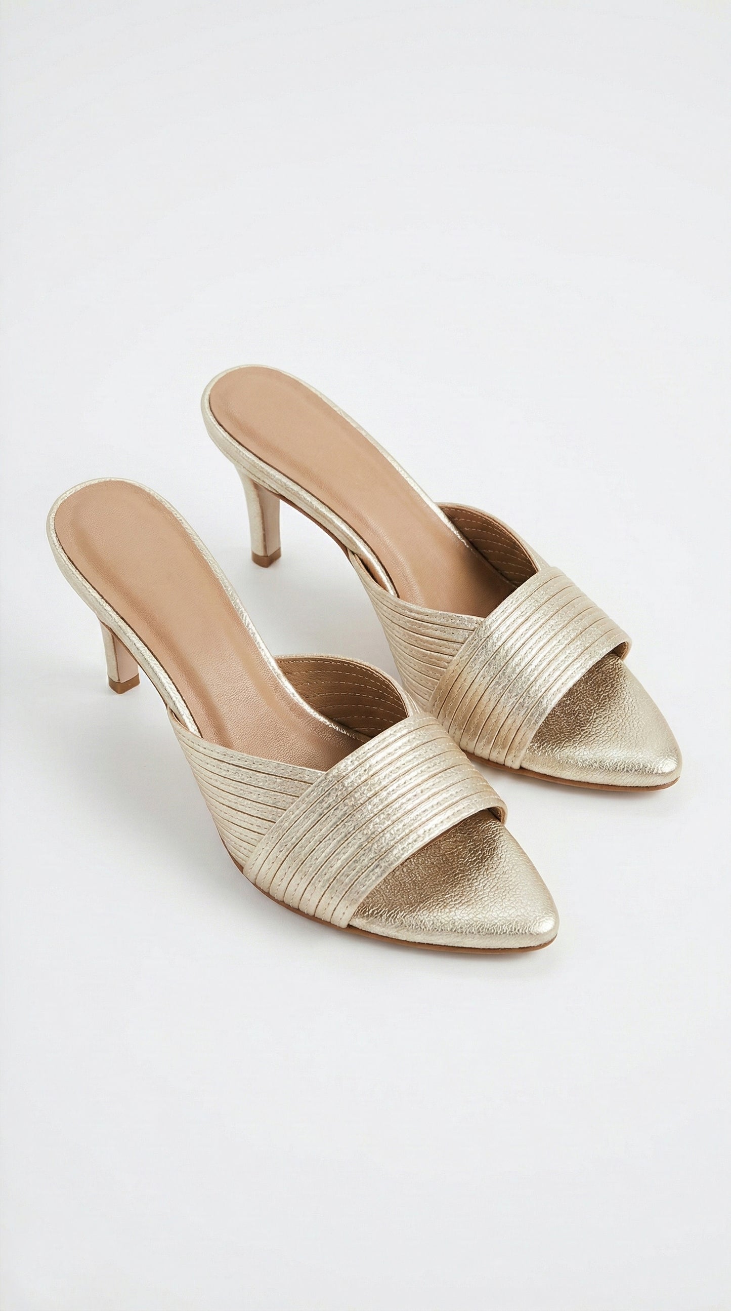 AMELIA HEELS