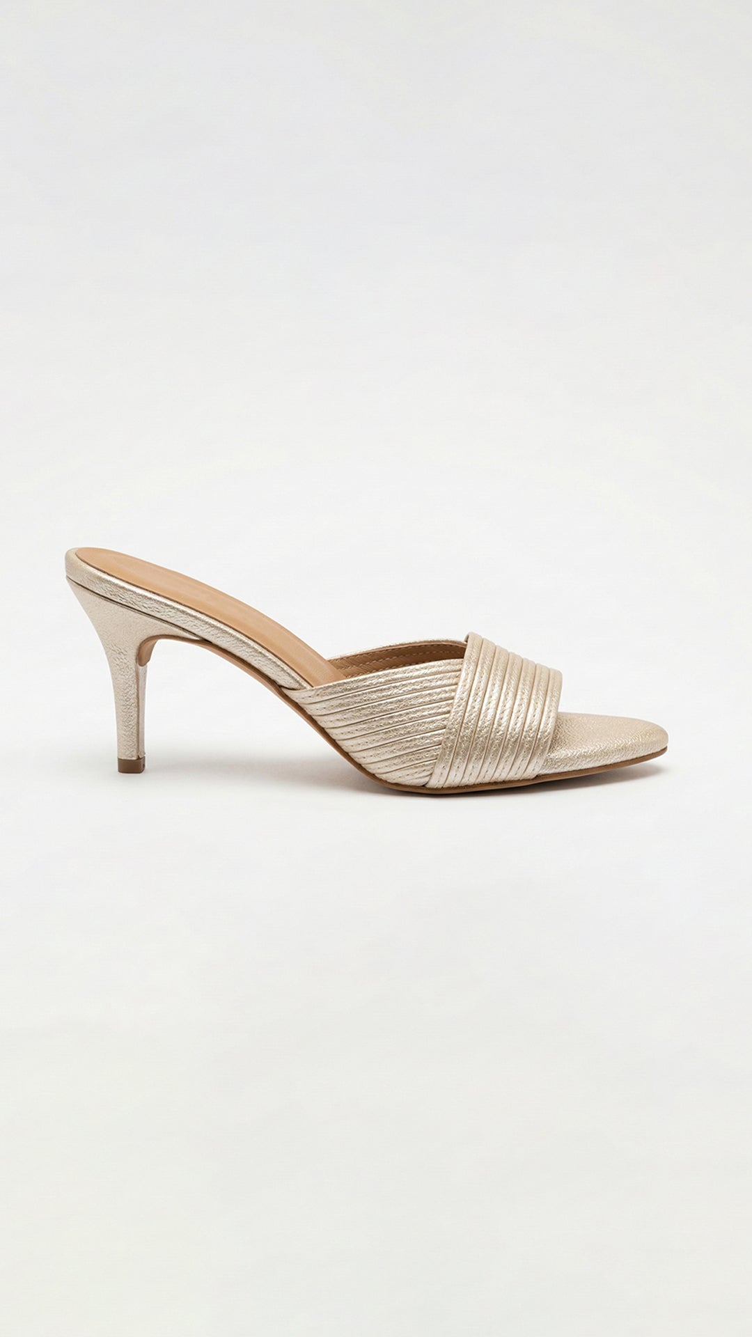 AMELIA HEELS