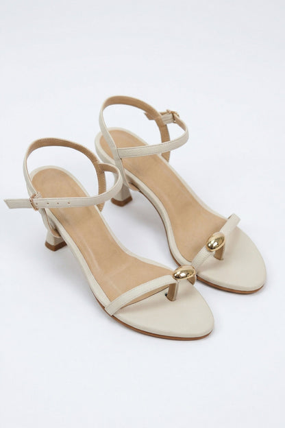 AURA HEELS