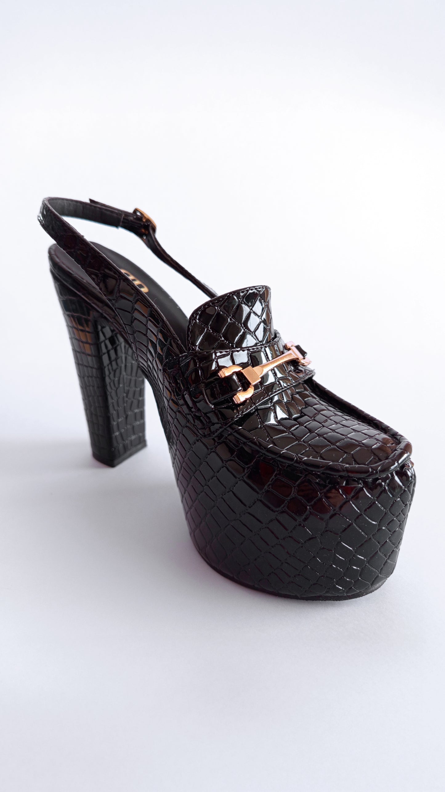 PLATFORM MOCCASIN HEEL BLACK