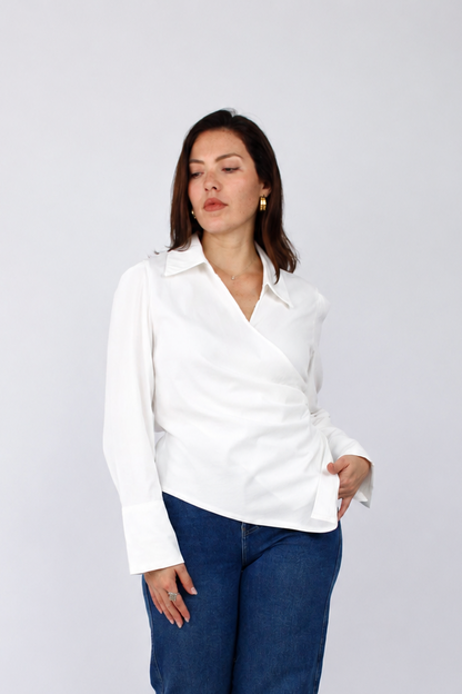 BLUSA BLANCA CRUZADA