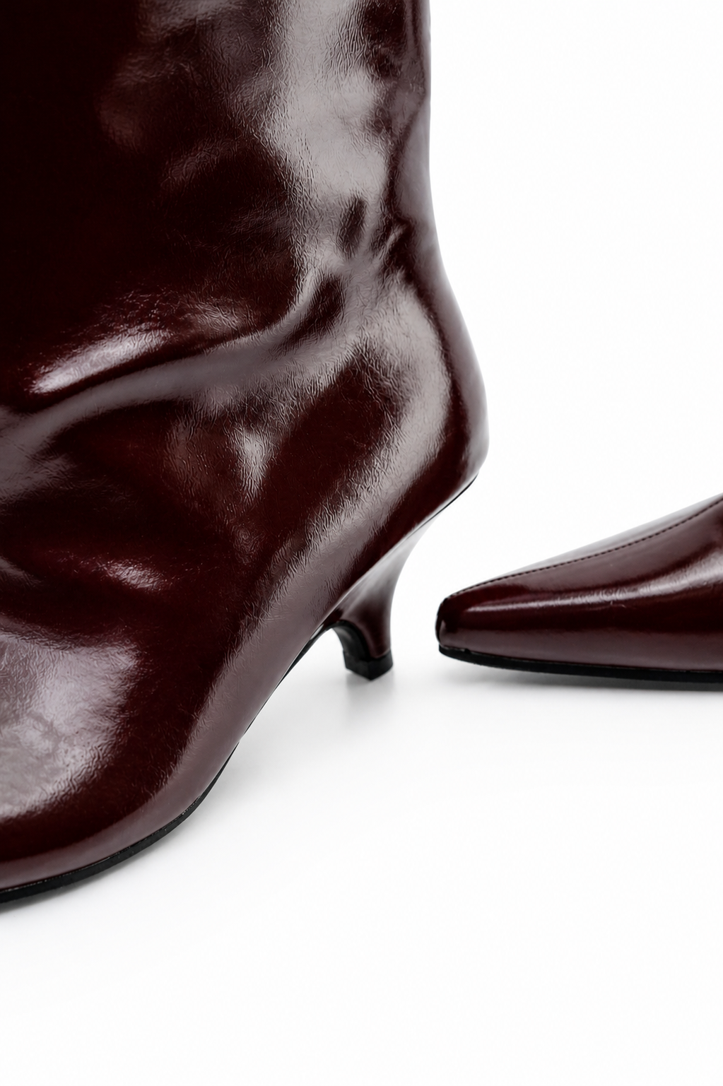 BOTAS BURGUNDY