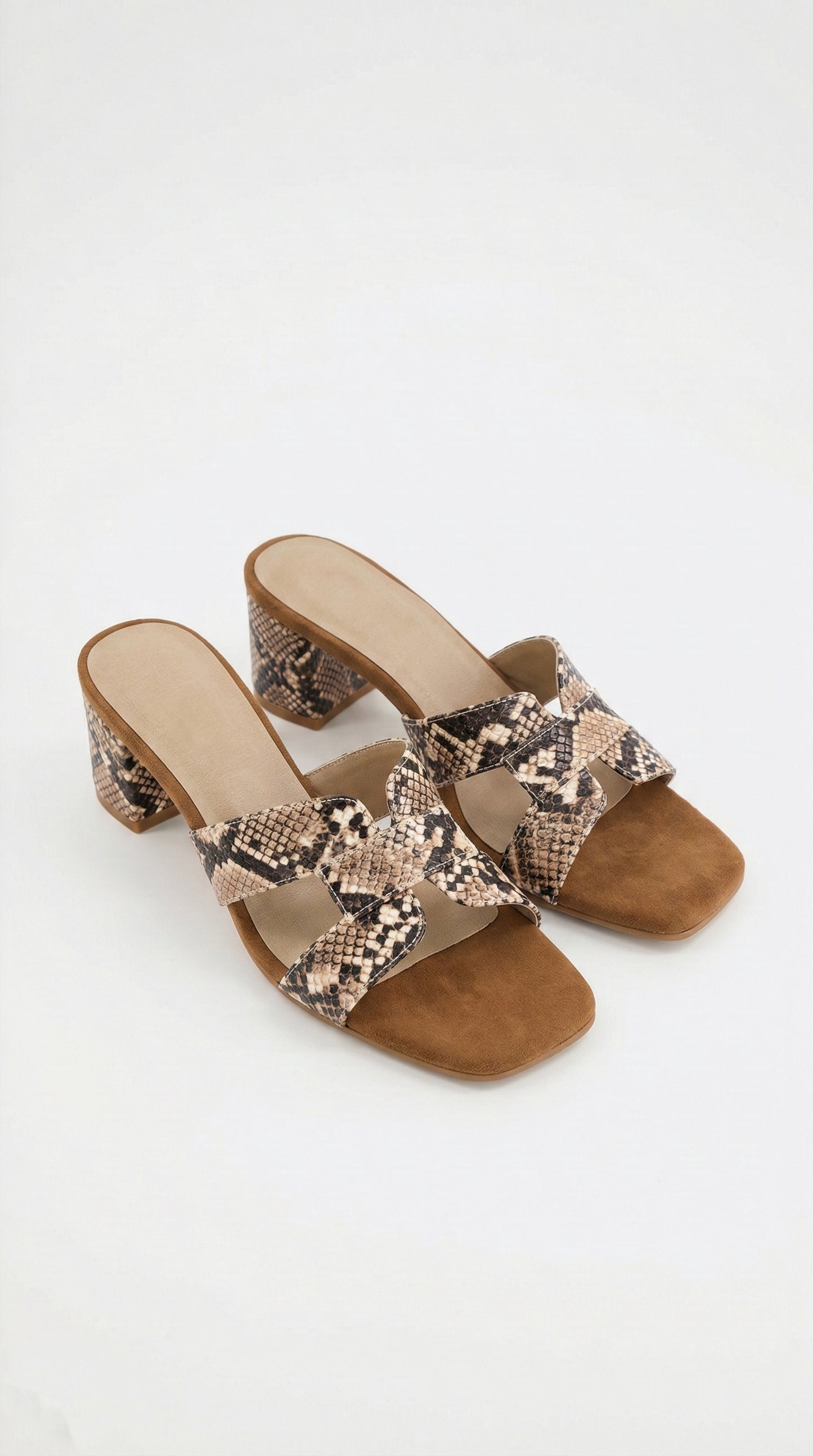 COSTA HEELS