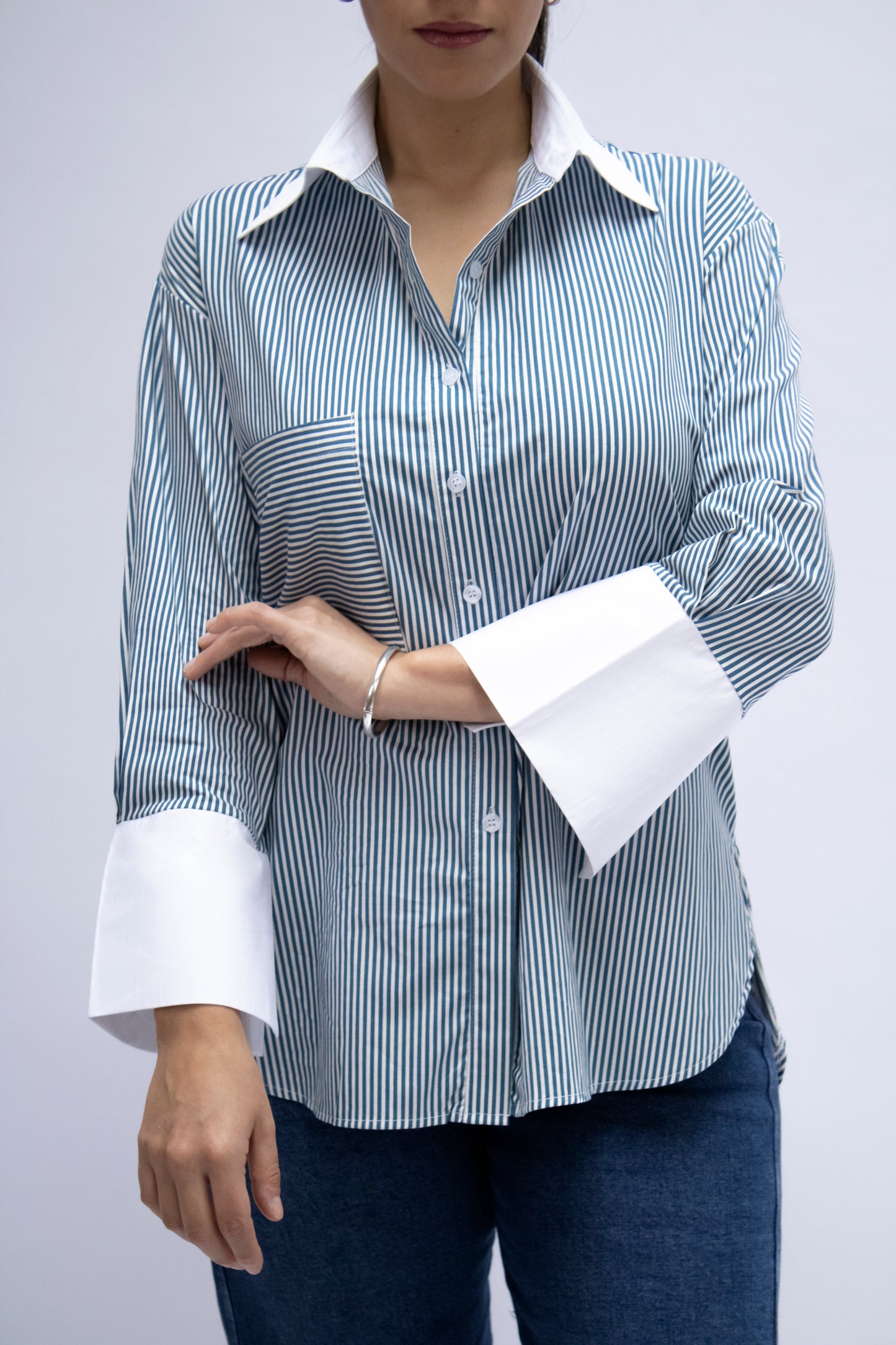 BLUSA A RAYAS MANGA LARGA AZUL