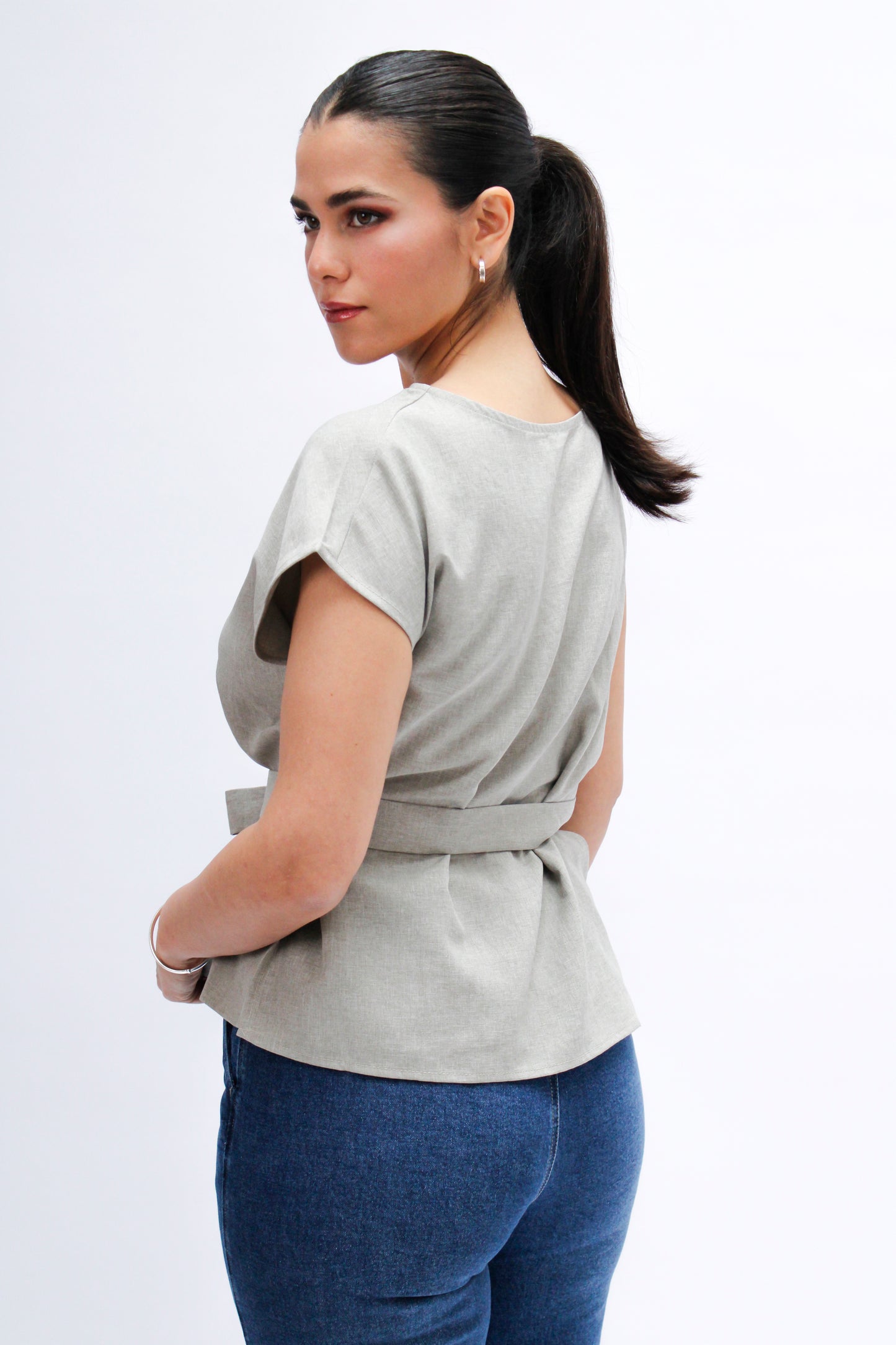 BLUSA LINO CINTURÓN